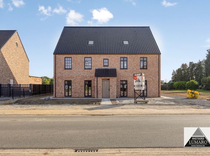 Project te koop in Kantonsweg 107 - a,
                    3650 Rotem