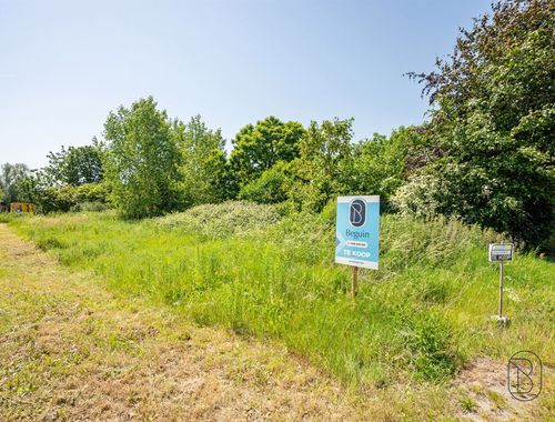                                         Grond te koop in Waregem, € 185.000
