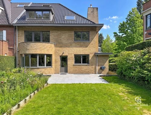                                         Woning te huur in Ukkel, € 5.000
