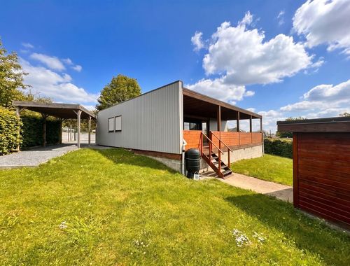                                         Bungalow te koop in Somme-Leuze, € 215.000
