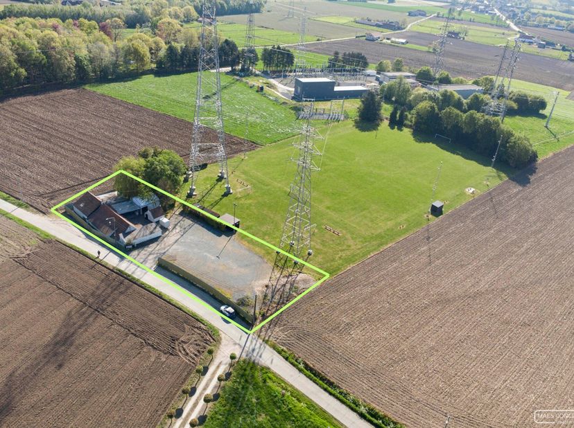 Bedrijfsvastgoed te koop in Kasteelstraat 10,
                    9790 Wortegem