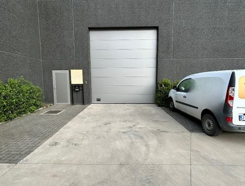                                         Opslagplaats te huur in Woesten, € 1.588
