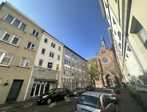                                         Kantoor te huur in Antwerpen, € 950
