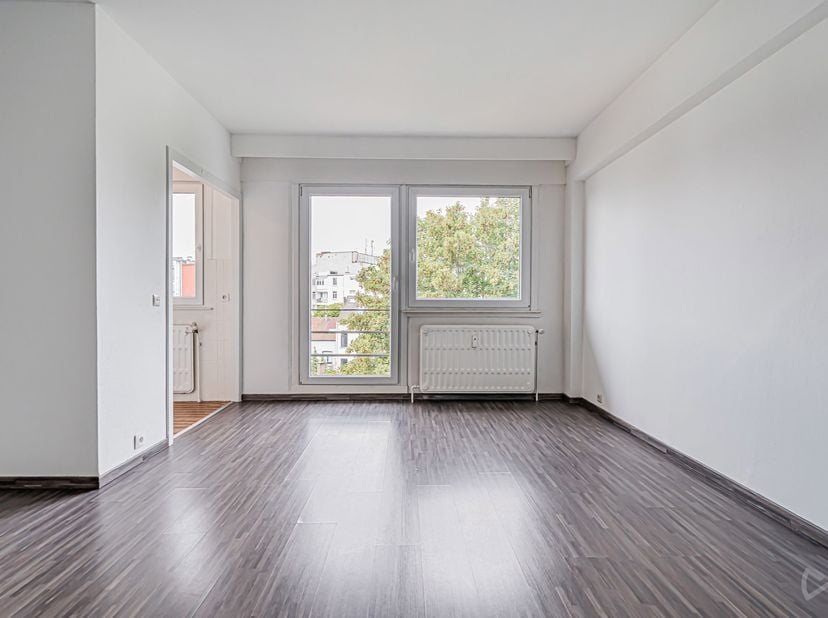 Appartement te koop in Rue du Beau-Site 13,
                    1000 Brussel