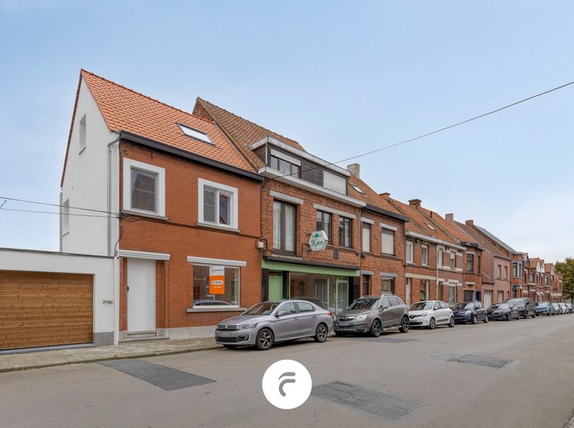 Huis te koop in Groeningestraat 1,
                    8870 Izegem