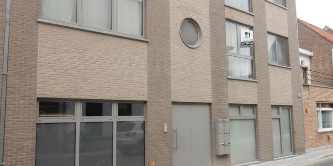 Bien professionnel à louer à 8700 Tielt