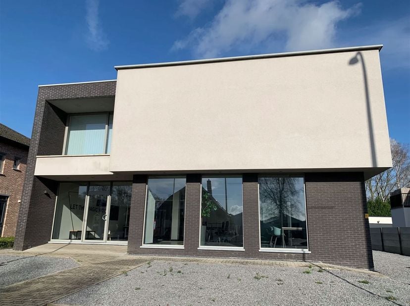 Huis te koop in Steenweg 11,
                    3540 Herk-de-Stad