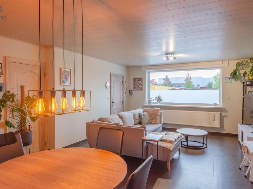Huis te koop in Kortrijksesteenweg 351,
                    9800 Deinze