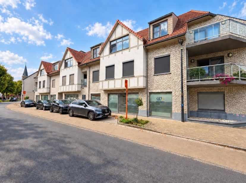Appartement te koop in Tramstraat 3 bus 0201,
                    9070 Heusden