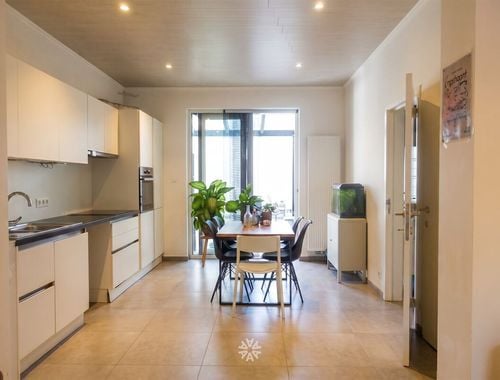                                         Appartement te huur in Gent, € 925
