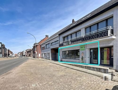                                        Rez-de-chaussée commercial à vendre à Veerle, € 269.000
