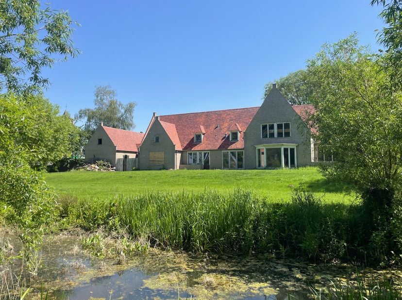 Huis te koop in Woumenweg 262,
                    8600 Woumen