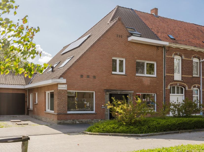 Maison à vendre à Koffiehoekstraat 1,
                    8501 Bissegem