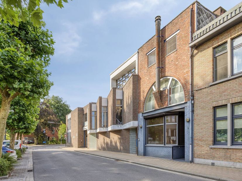 Dit verzorgd gelijkvloers appartement aan de Pastoor Vandenhoudtstraat 3 in Kapellen biedt een ideale mix van comfort, praktische indeling en een cent