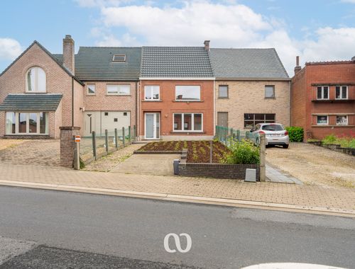                                         Maison à vendre à Nederbrakel, € 299.000

