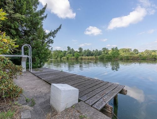                                         Bungalow te koop in Afsnee, € 1.173.000
