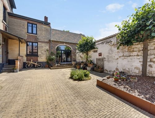                                         Uitzonderlijke woning te koop in Zichen-Zussen-Bolder, € 479.000
