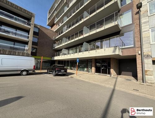                                         Boutique à vendre à Strombeek-Bever, € 410.000
