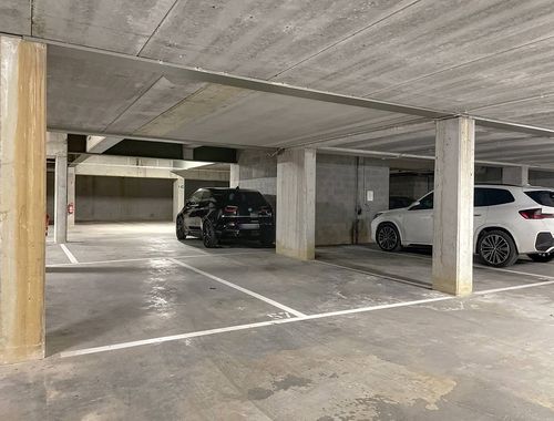                                         Staanplaats te koop in Wilrijk, € 22.000
