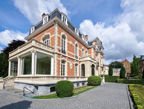                                         Maison à louer à Woluwe-Saint-Pierre, € 10.500

