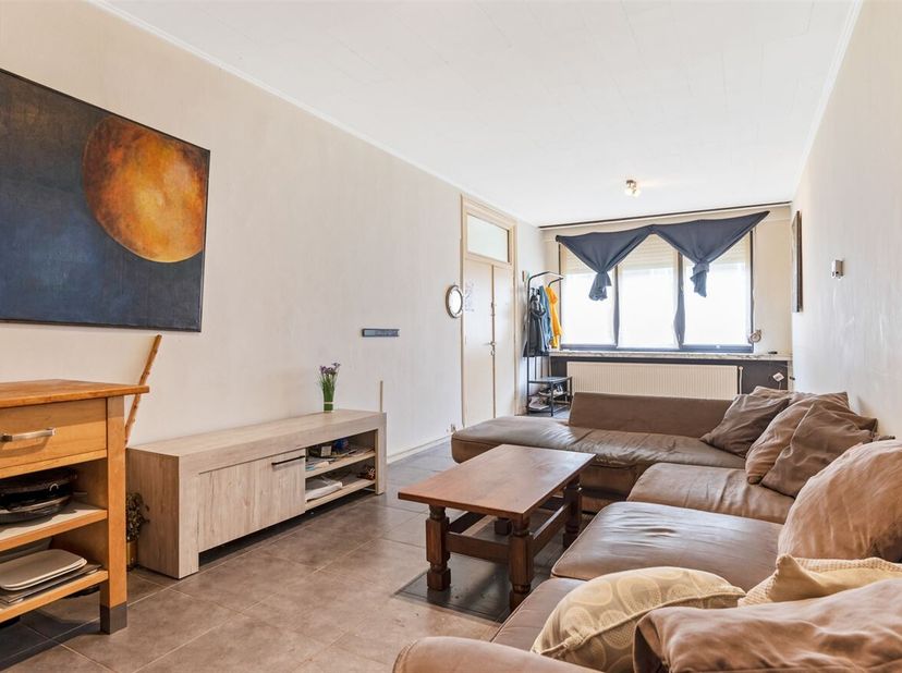 Gelijkvloers appartement met 3 slpks en terras te Deurne!<br />
Ligging:<br />
Het appartement is gelegen op de nieuw heraangelegde Lakborslei te Deur