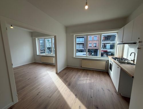                                         Appartement te huur in Brasschaat, € 950
