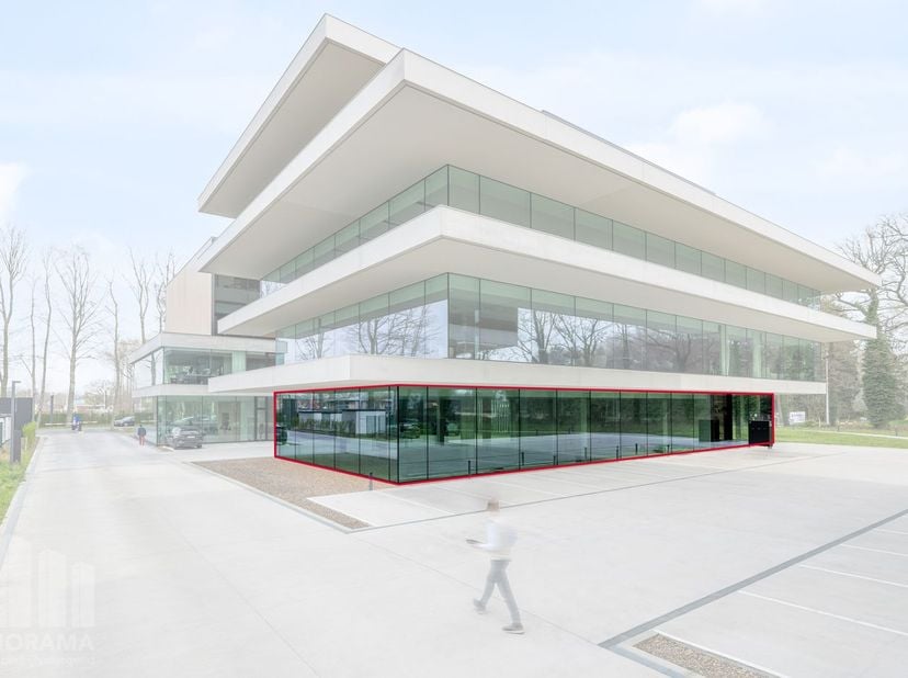 Bedrijfsvastgoed te huur in Kapellestraat 130-144,
                    8020 Oostkamp