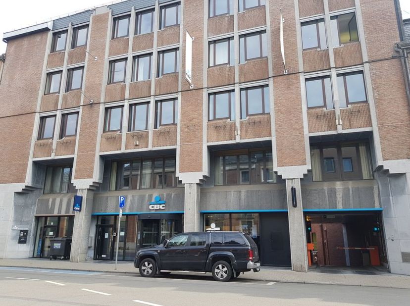 Bedrijfsvastgoed te huur in Brusselsestraat 120,
                    5000 Namur