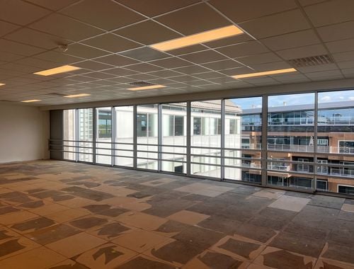                                         Bureaux à louer à Merelbeke, € 7.517,50
