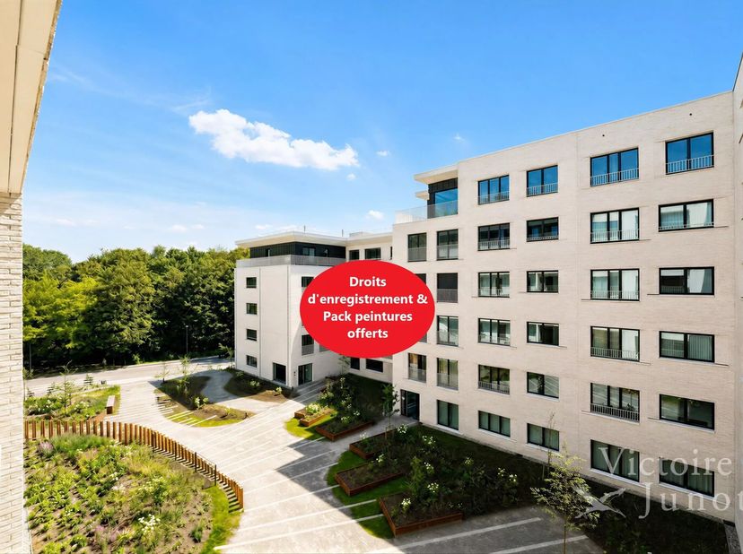 Le tout nouveau projet W vous propose au 3ème étage, un appartement 2 ch degré de finition Premium), donnant à larrière de limmeuble dont l'espace de