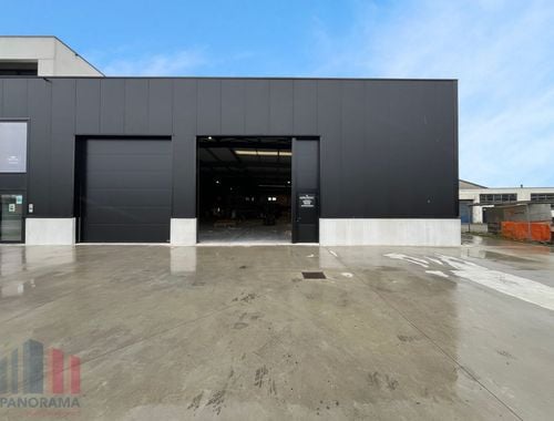                                         Bedrijfsgebouw te huur in Sint-Niklaas, € 6.500
