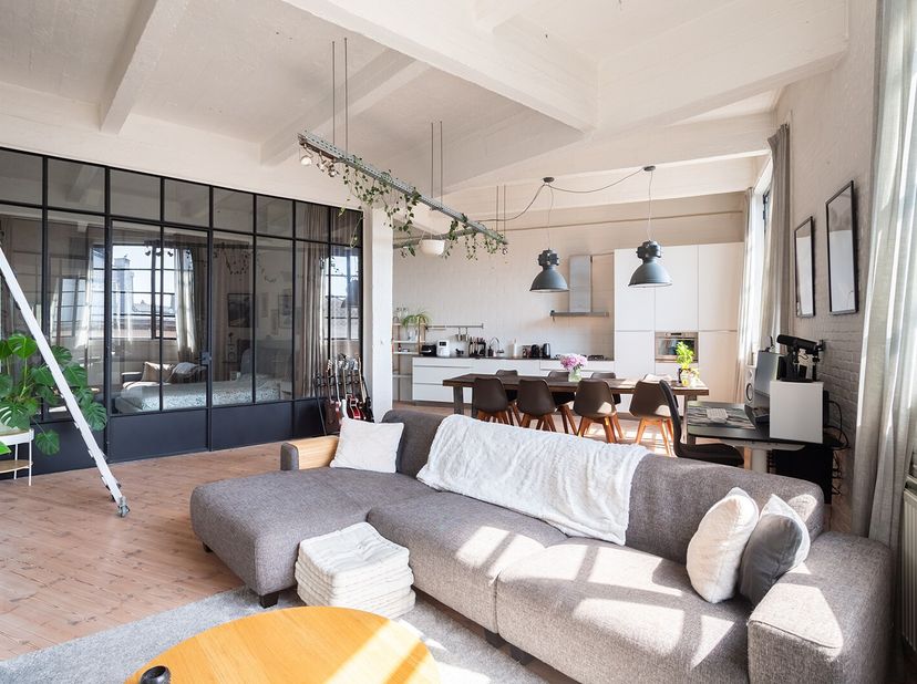 Appartement à louer
                    à 2060 Antwerpen
