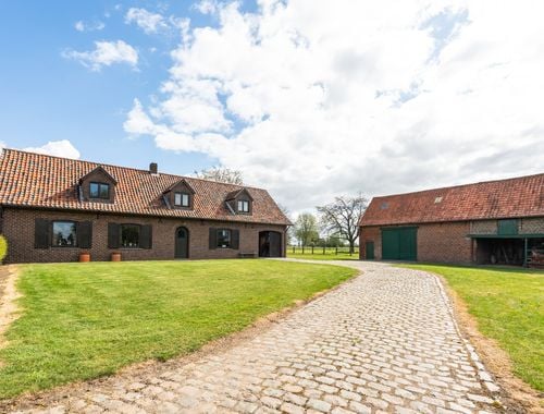                                         Woning te koop in Beernem, € 649.000
