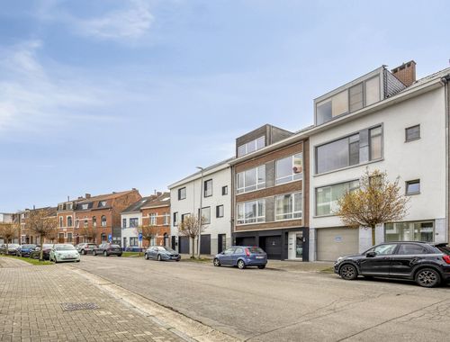                                        Duplex à vendre à Hasselt, € 330.000
