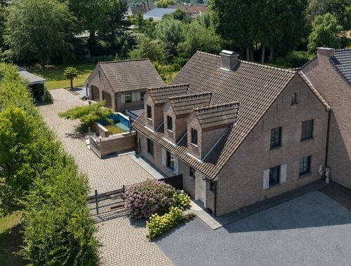                                         Villa à vendre à Wetteren, € 595.000
