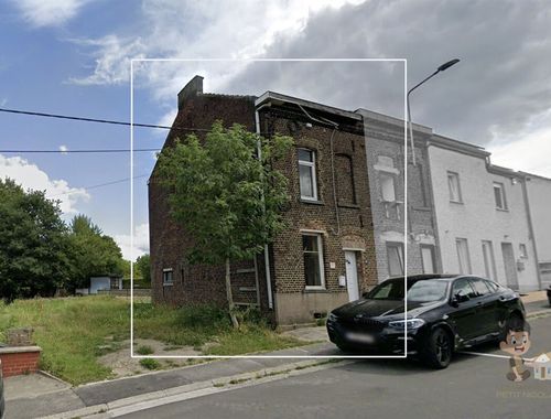                                         Eengezinswoning te koop in Châtelineau, € 99.900
