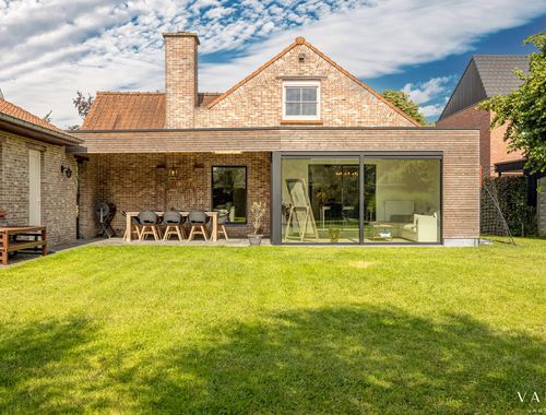                                         Woning te koop in Landegem, € 695.000
