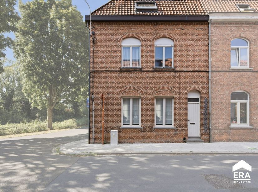 Huis te koop in Waterkasteelstraat 52,
                    8900 Ieper