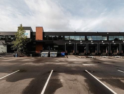                                         Bedrijfsgebouw te huur in Bornem, € 27.700
