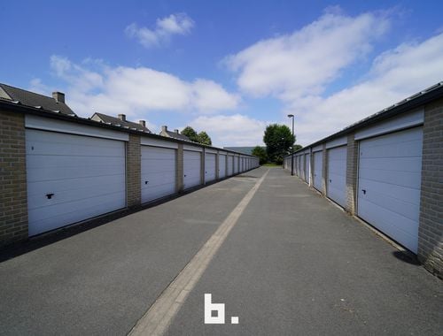                                         Garage te huur in Sint-Andries, € 115
