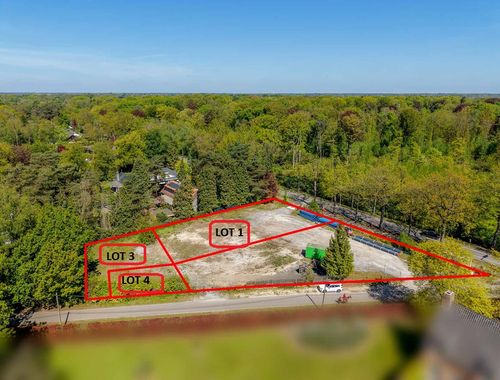                                         Bouwgrond te koop in Zoersel, € 225.000
