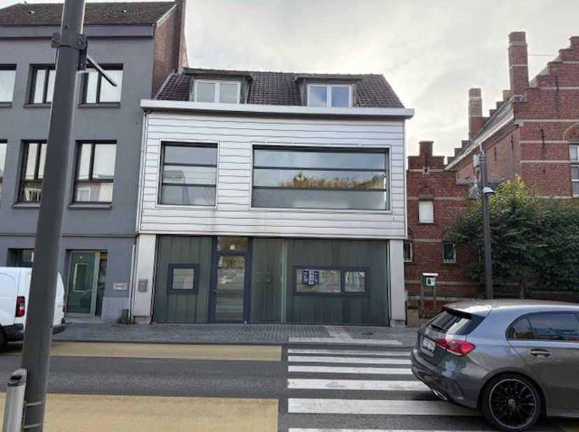 Ruime kantoor- of winkelruimte te huur – Centrum Mol<br />