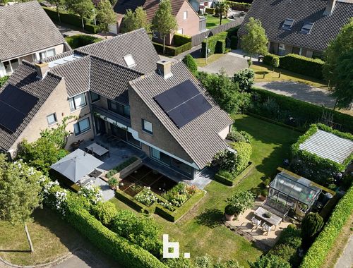                                         Villa à vendre à Varsenare, € 749.000

