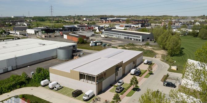 Bien professionnel à vendre à Nelekouter, 8800 Roeselare