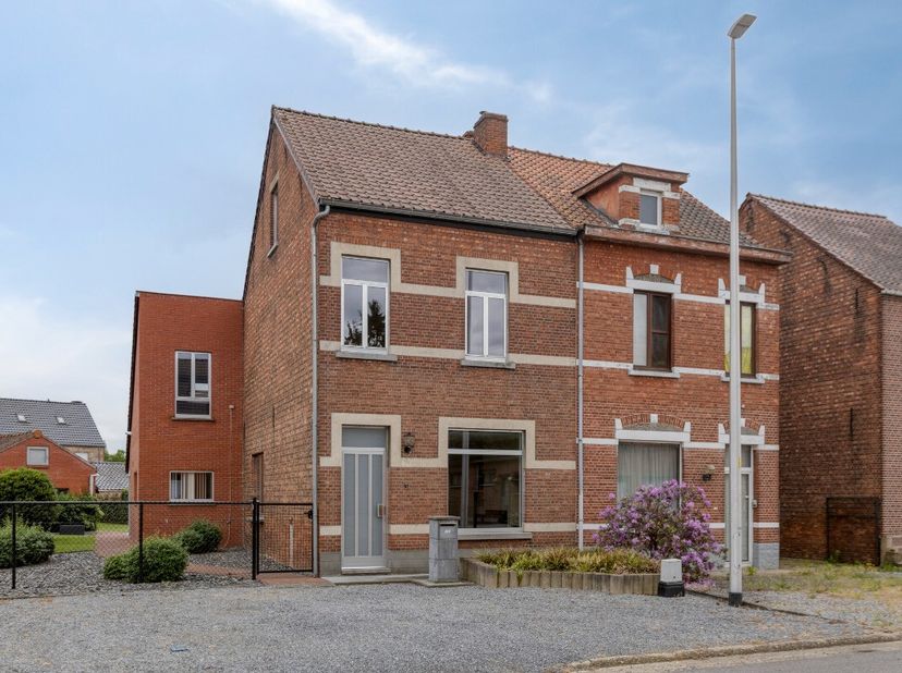 [[ CE BIEN PARTICIPE À LA JOURNÉE MAISONS OUVERTES ERA LE 13/6 DE 14:30 À 15:30 ]]<br />
Ce bien participe à la Journée Maisons Ouvertes ERA. Visitabl