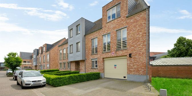 Garage te huur in Mgr. Cardijnstraat 19, 2460 Kasterlee