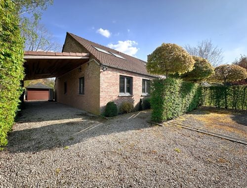                                         Woning te huur in Lasne-Chapelle-Saint-Lambert, € 2.950
