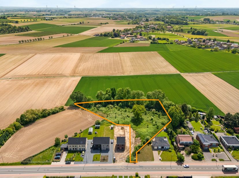 Terrain à vendre
                    à 3740 Bilzen