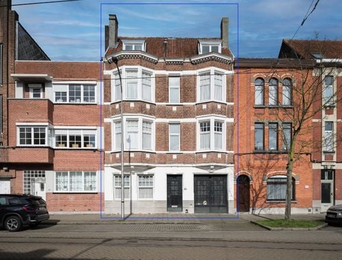                                         Maison de maître à vendre à Gent, € 895.000
