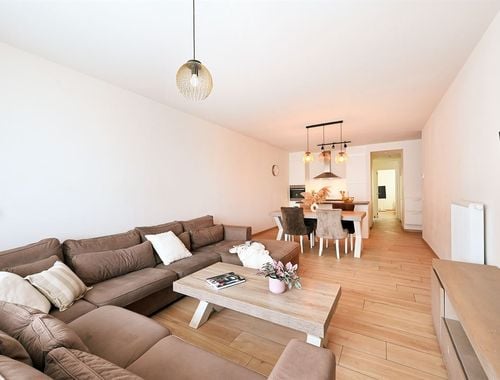                                         Appartement te koop in Hoboken, € 245.000
